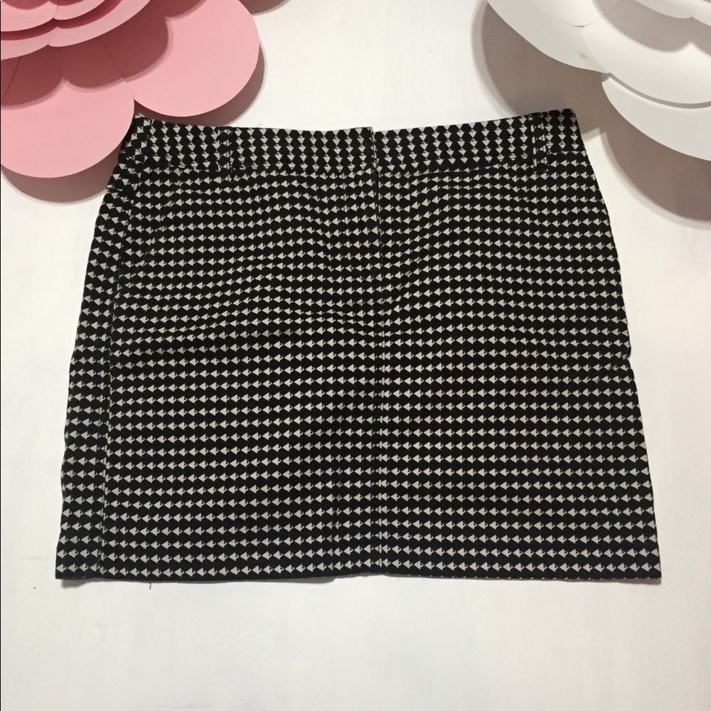 Ann Taylor Loft Mini Skirt Size 6